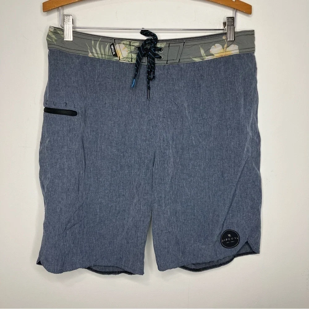 Rip curl mirage filler‎ up 19” board Shorts size large